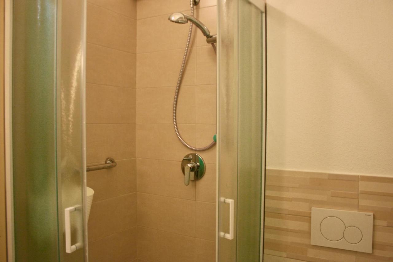 B&B Duca D'Aosta Ольбия Экстерьер фото